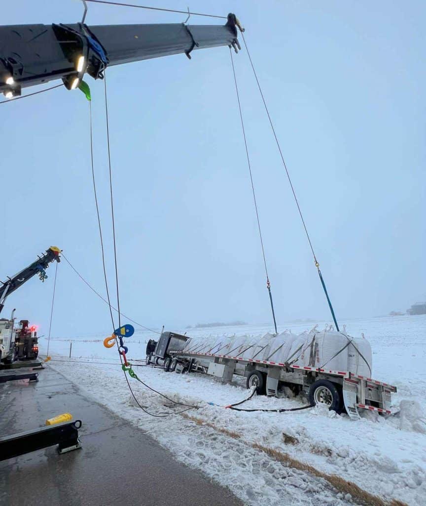 Dean's Heavy-Duty Towing winch out a semi