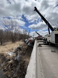 Deans Towing heavy-duty recovery